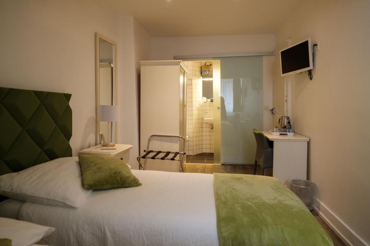 Hotel Du Raisin Lausanne Buitenkant foto