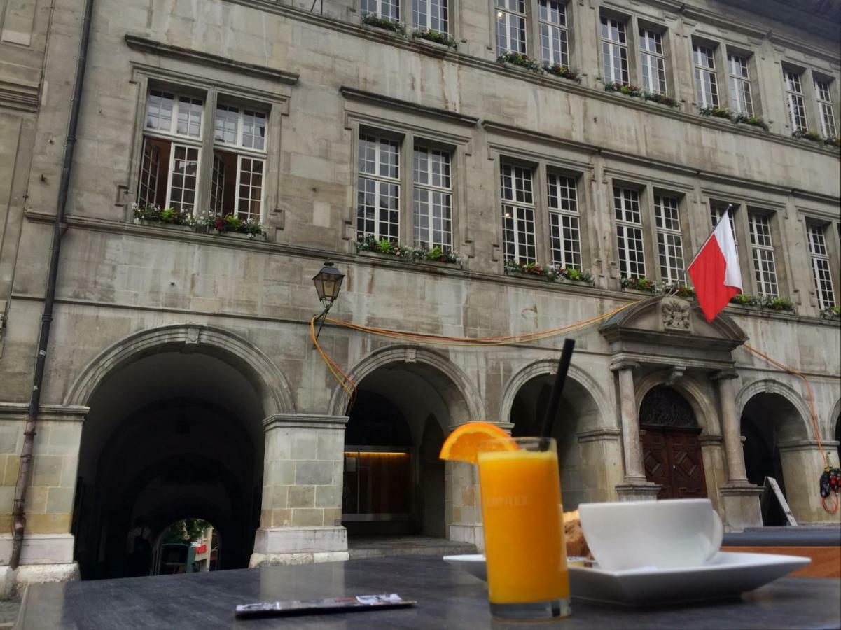 Hotel Du Raisin Lausanne Buitenkant foto